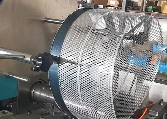 Σπειροειδής κουλουριάζοντας μηχανή πλέγματος καλής ποιότητας αυτόματη επεκταθείσα για τα φίλτρα αέρα PLJY109-500